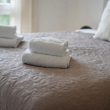 Wohnkultur - Fuer 10 Mit Garten Und 5 Schlafzimmern Wiesloch