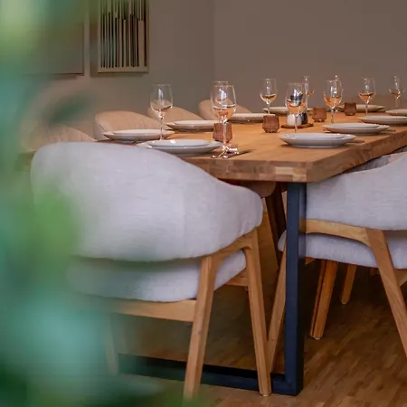 Appartamento Wohnkultur - Fuer 10 Mit Garten Und 5 Schlafzimmern *