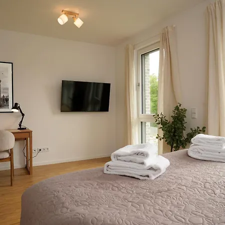 Wohnkultur - Fuer 10 Mit Garten Und 5 Schlafzimmern * Wiesloch