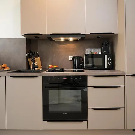Wohnkultur - Fuer 10 Mit Garten Und 5 Schlafzimmern Wiesloch
