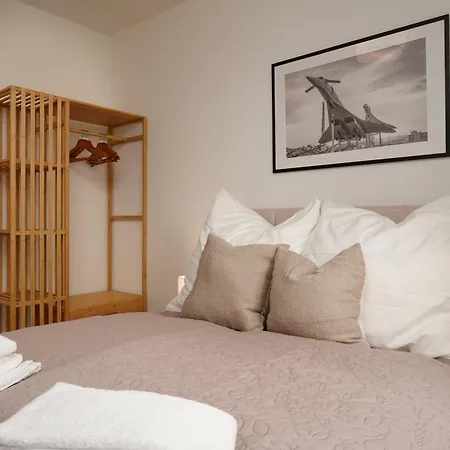 Appartement Wohnkultur - Fuer 10 Mit Garten Und 5 Schlafzimmern Wiesloch