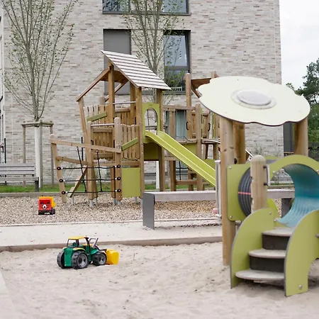 Wohnkultur - Fuer 10 Mit Garten Und 5 Schlafzimmern *